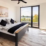 Apartment The Riverview 3br Luxury *