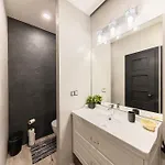 The Riverview 3br Luxury Piest'any