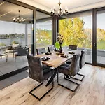 The Riverview 3br Luxury * ピエシュチャニ