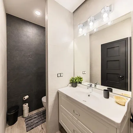 The Riverview Luxury Пьештяни