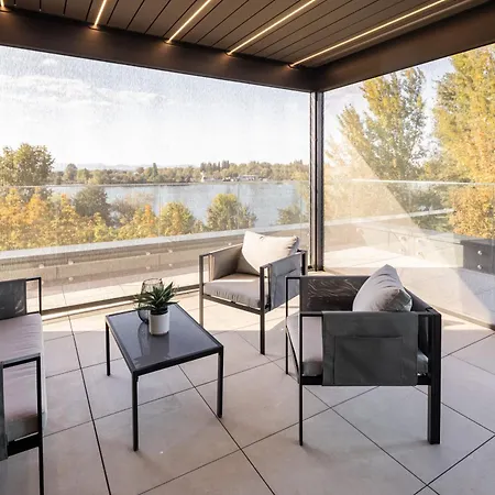 The Riverview 3br Luxury *
