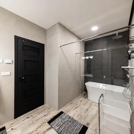 The Riverview Luxury Апартаменты Пьештяни