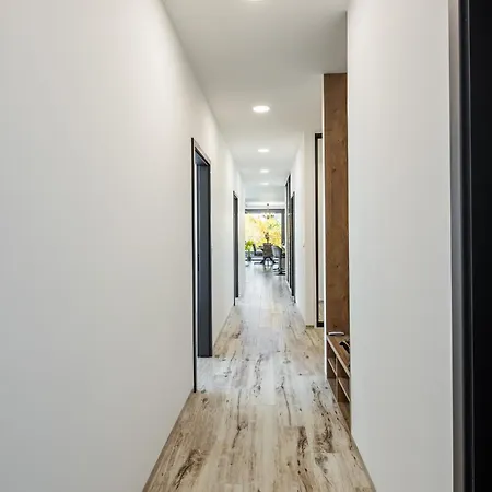 The Riverview Luxury * Пьештяни